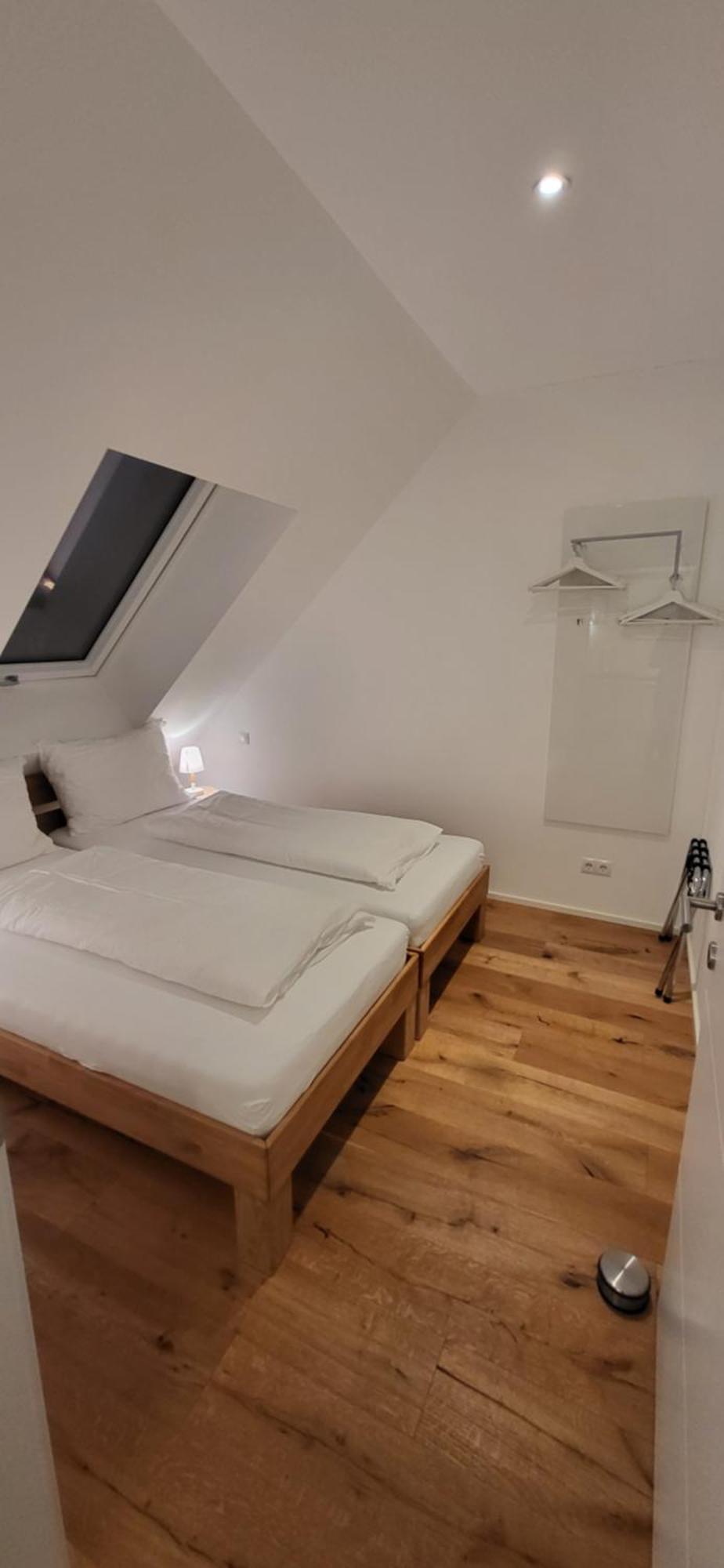 Skysuite Holiday Home Вена Экстерьер фото
