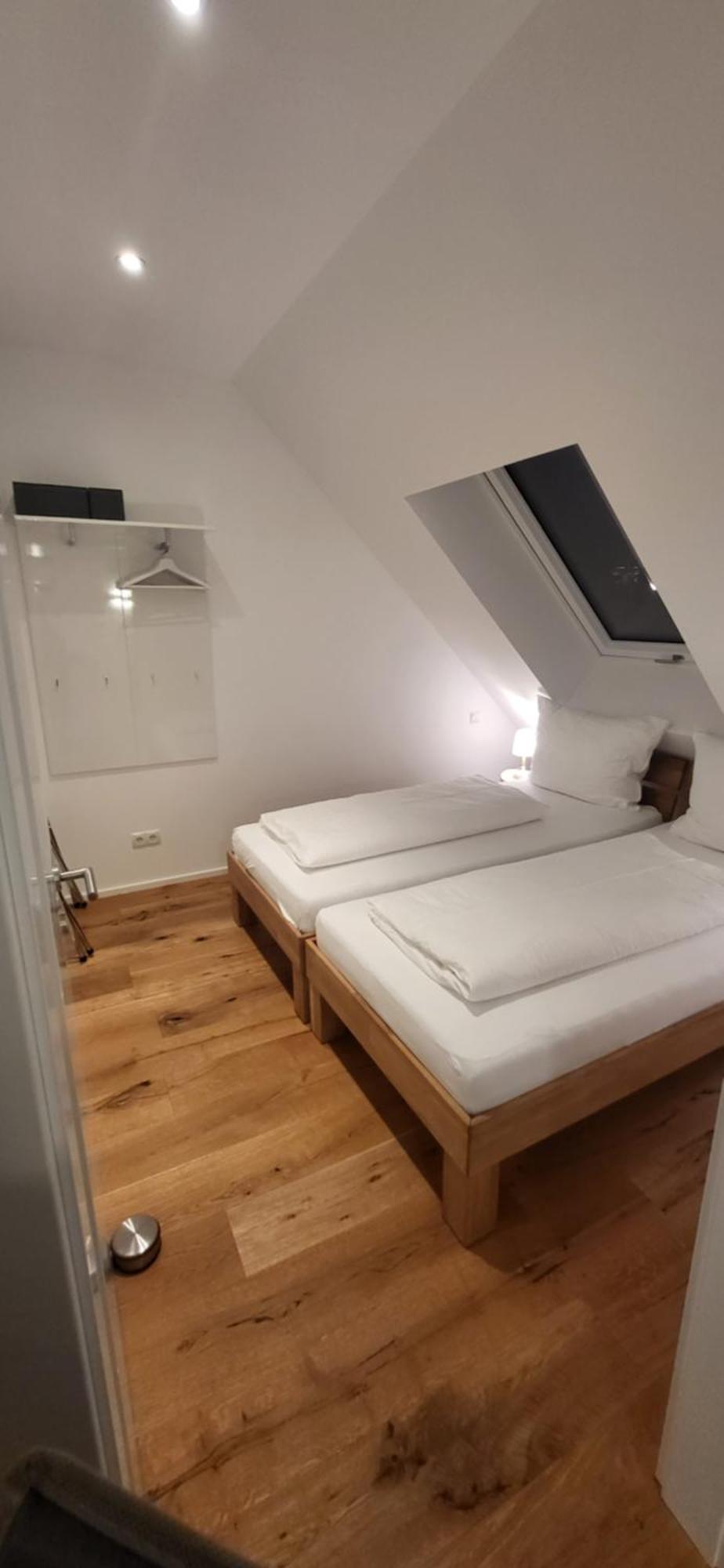 Skysuite Holiday Home Вена Экстерьер фото