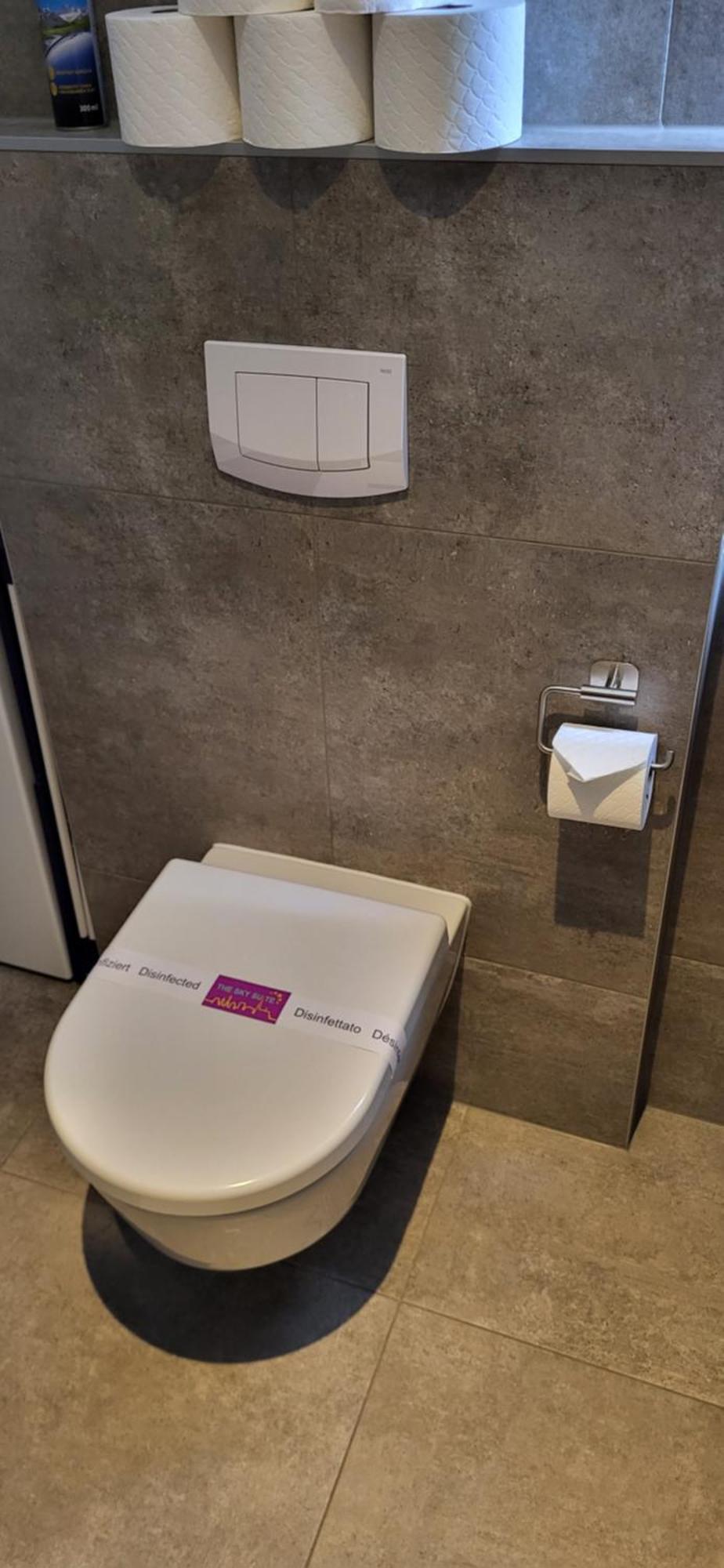 Skysuite Holiday Home Вена Экстерьер фото